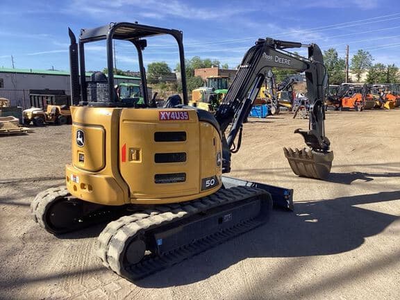 Image of John Deere 50P equipment image 4