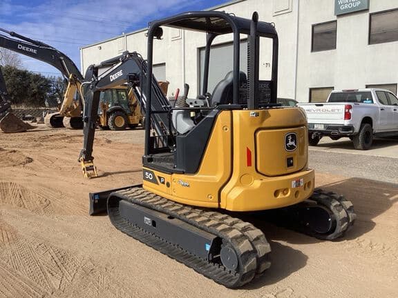 Image of John Deere 50P equipment image 2