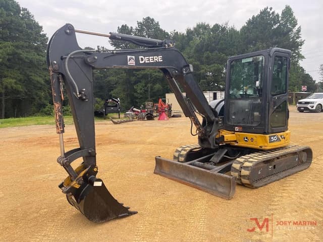 Image of John Deere 50P equipment image 2