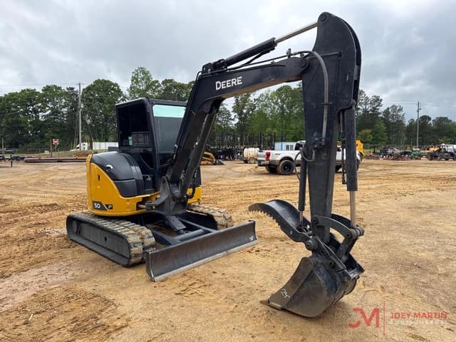 Image of John Deere 50P equipment image 2