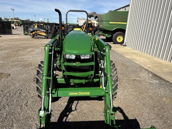 Image of John Deere 5100E equipment image 4