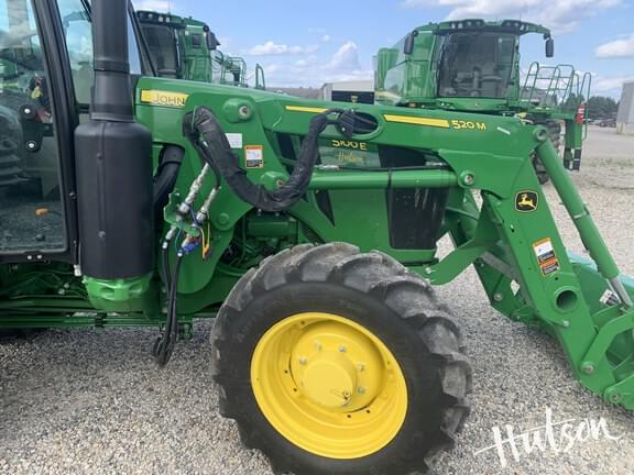 Image of John Deere 5100E equipment image 4