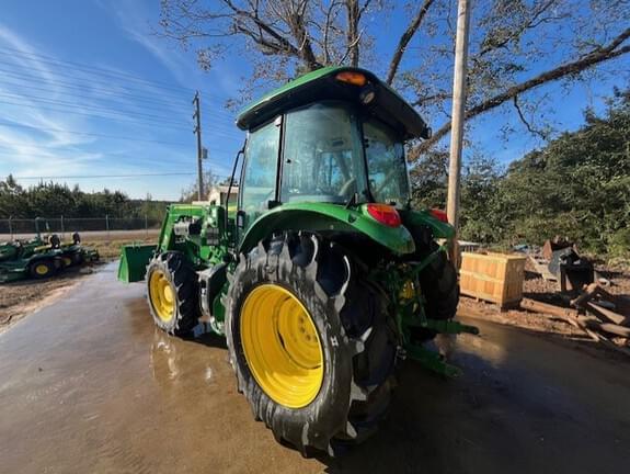 Image of John Deere 5100E equipment image 4