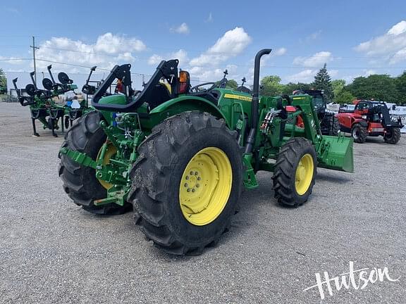 Image of John Deere 5100E equipment image 4