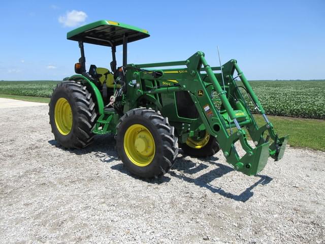 Image of John Deere 5100E equipment image 1