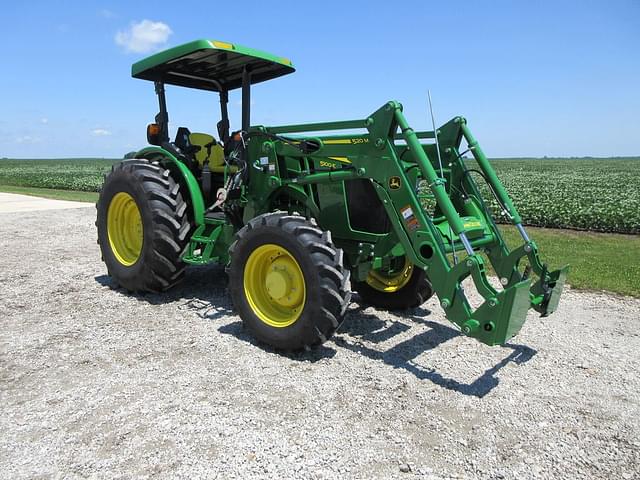 Image of John Deere 5100E equipment image 1