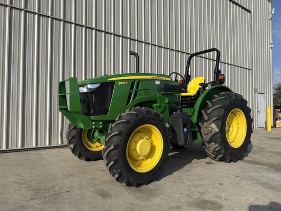 Image of John Deere 5100E equipment image 2