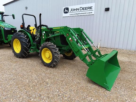 Image of John Deere 5100E equipment image 4