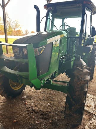 Image of John Deere 5100E equipment image 2