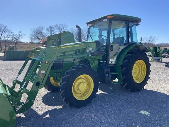 Image of John Deere 5100E equipment image 3