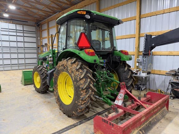 Image of John Deere 5100E equipment image 2