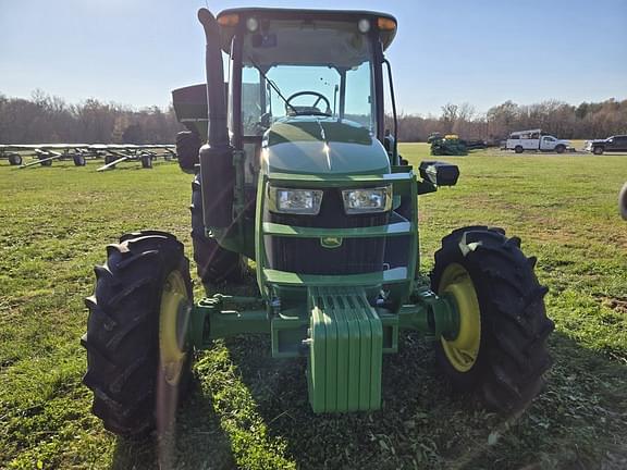 Image of John Deere 5100E equipment image 1