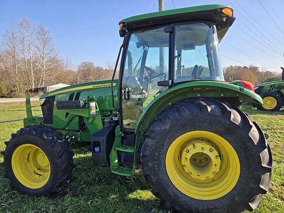 Image of John Deere 5100E Primary image