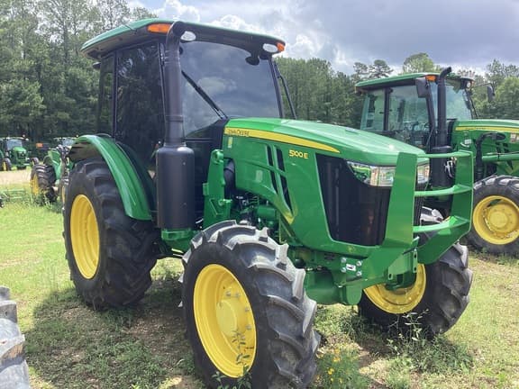 Image of John Deere 5100E equipment image 1