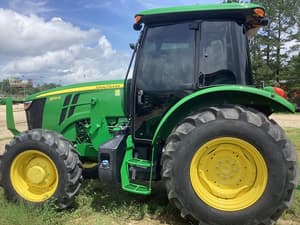 2024 John Deere 5100E Image