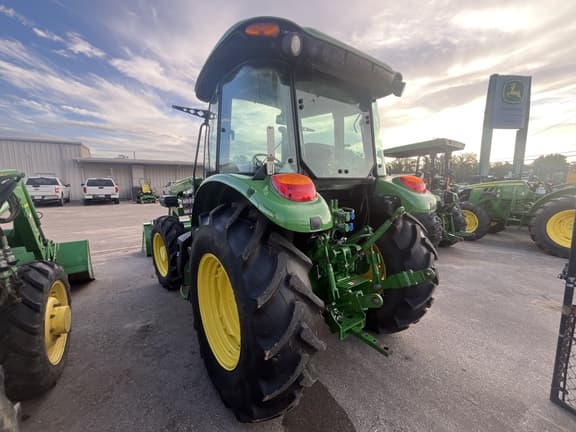Image of John Deere 5100E equipment image 1