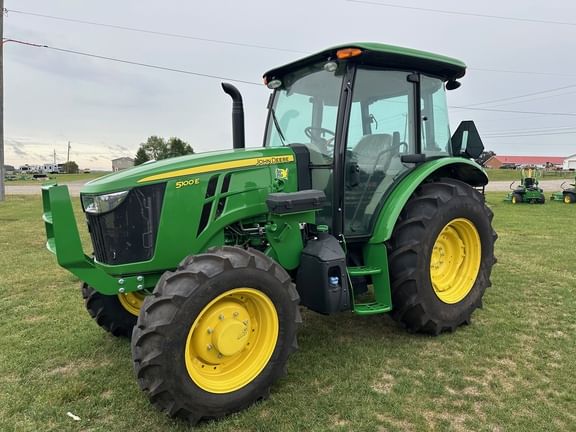 Main image John Deere 5100E