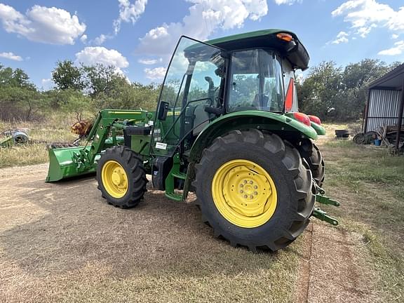 Image of John Deere 5100E equipment image 4