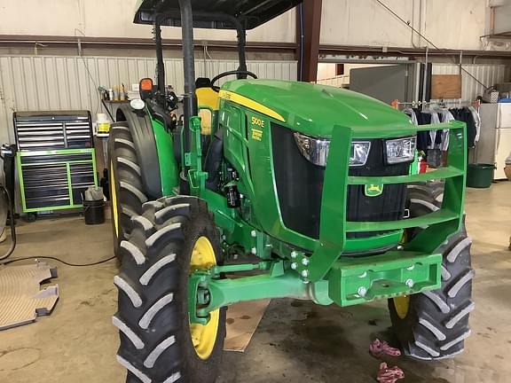Image of John Deere 5100E equipment image 2