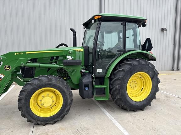 Image of John Deere 5100E equipment image 3