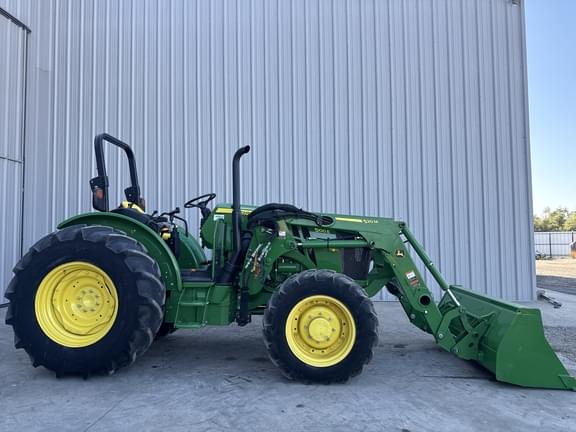 Image of John Deere 5100E equipment image 4