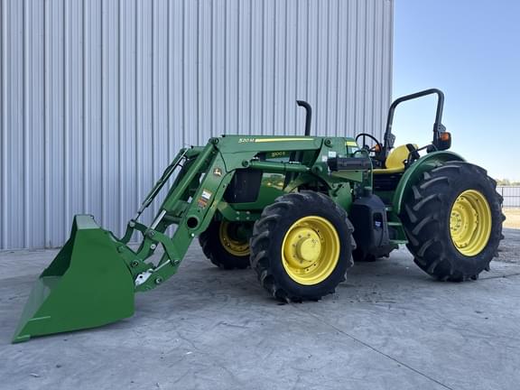 Image of John Deere 5100E equipment image 2