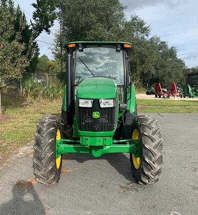 Image of John Deere 5100E equipment image 2