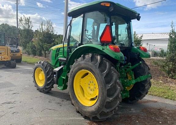 Image of John Deere 5100E equipment image 4