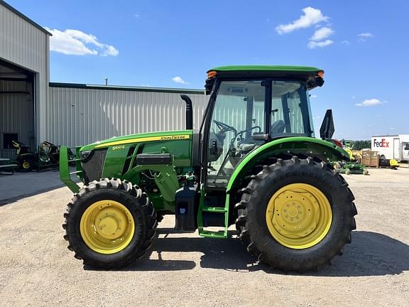 Image of John Deere 5100E Primary image