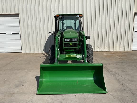 Image of John Deere 5100E equipment image 2