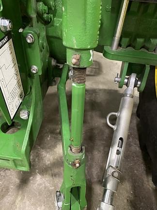 Image of John Deere 5100E equipment image 4