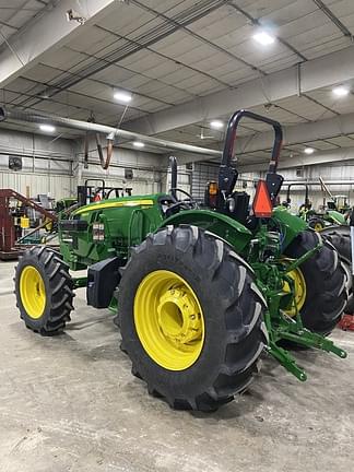 Image of John Deere 5100E equipment image 2