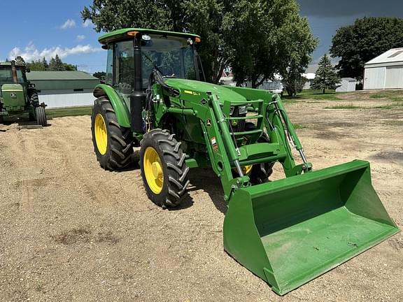Image of John Deere 5100E equipment image 4