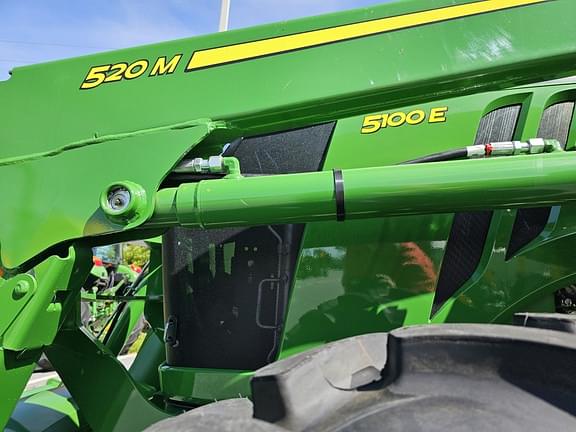 Image of John Deere 5100E equipment image 1