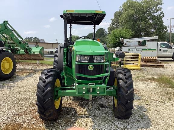 Image of John Deere 5100E equipment image 2