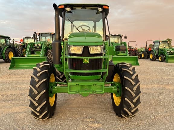 Image of John Deere 5100E equipment image 2