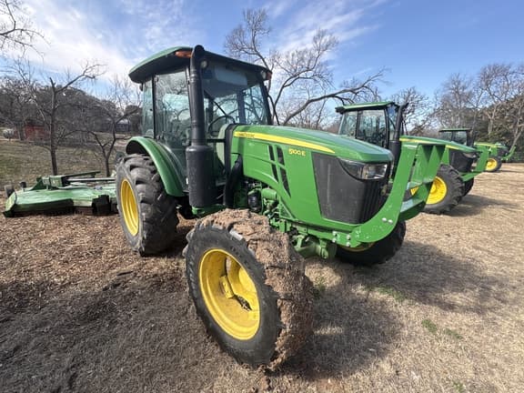 Image of John Deere 5100E equipment image 4