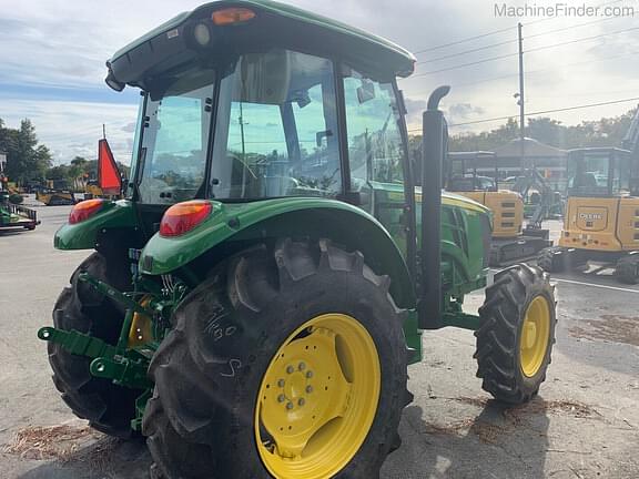 Image of John Deere 5100E equipment image 3