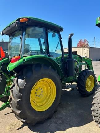 Image of John Deere 5100E equipment image 1