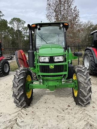 Image of John Deere 5100E equipment image 2