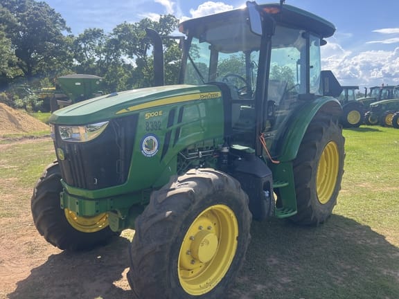 2024 John Deere 5100E Equipment Image0