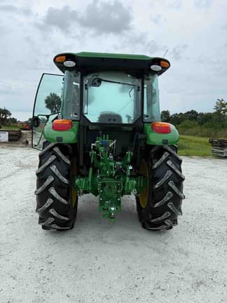 Image of John Deere 5100E equipment image 3