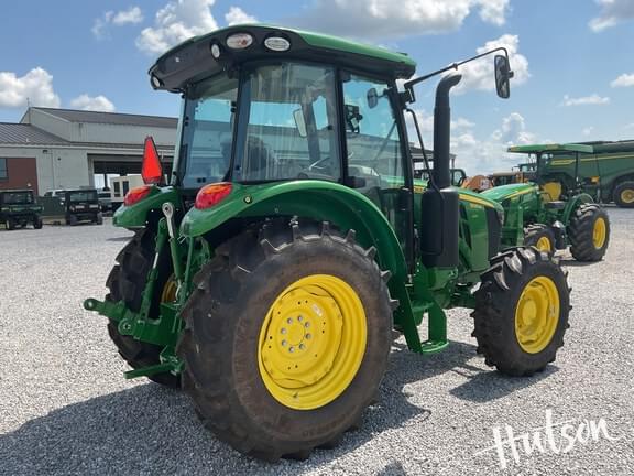Image of John Deere 5105M equipment image 3