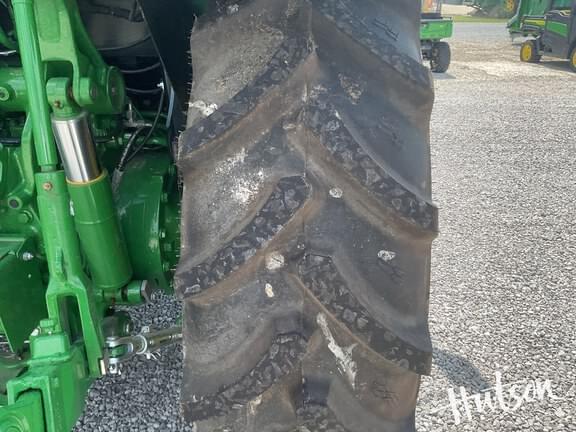 Image of John Deere 5105M equipment image 4