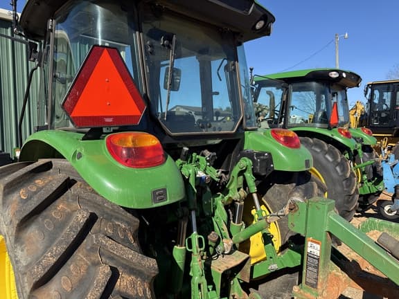 Image of John Deere 5105M equipment image 4