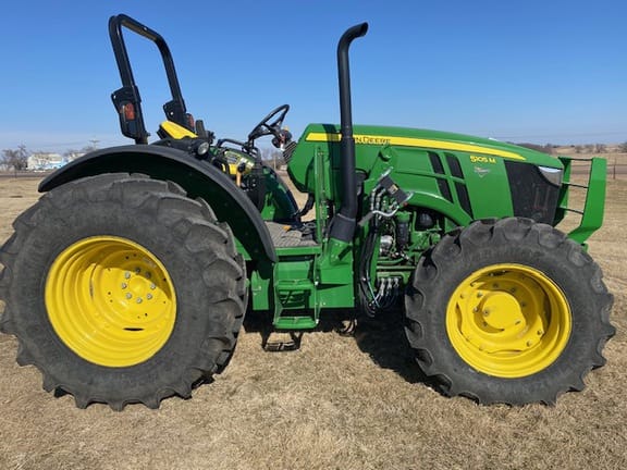 2024 John Deere 5105M Equipment Image0