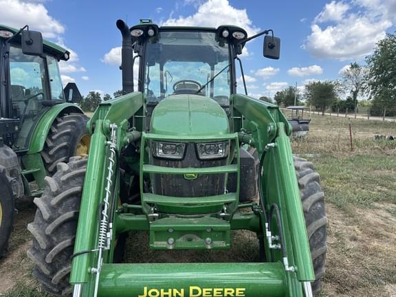 Image of John Deere 5105M equipment image 2