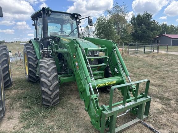 Image of John Deere 5105M equipment image 1