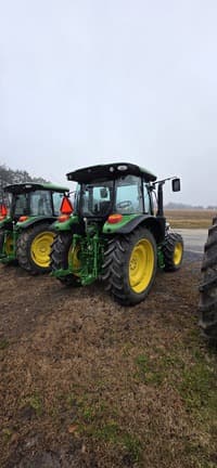 Image of John Deere 5105M equipment image 4