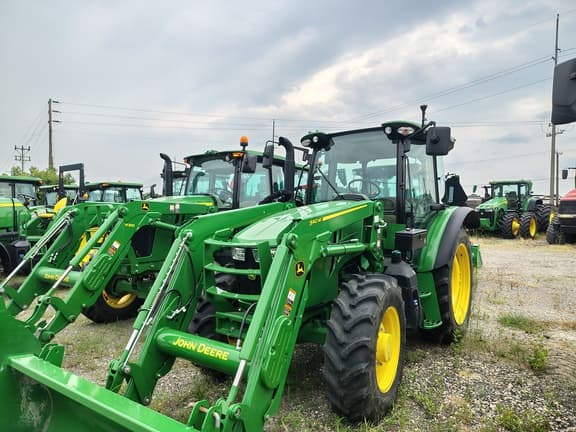 Image of John Deere 5105M equipment image 2
